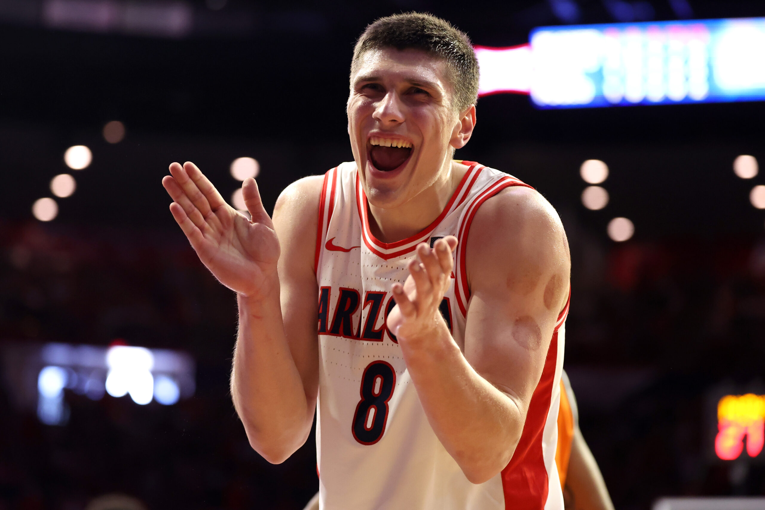 Arizona men’s basketball at Kansas: Game time, TV schedule, odds, streaming and more