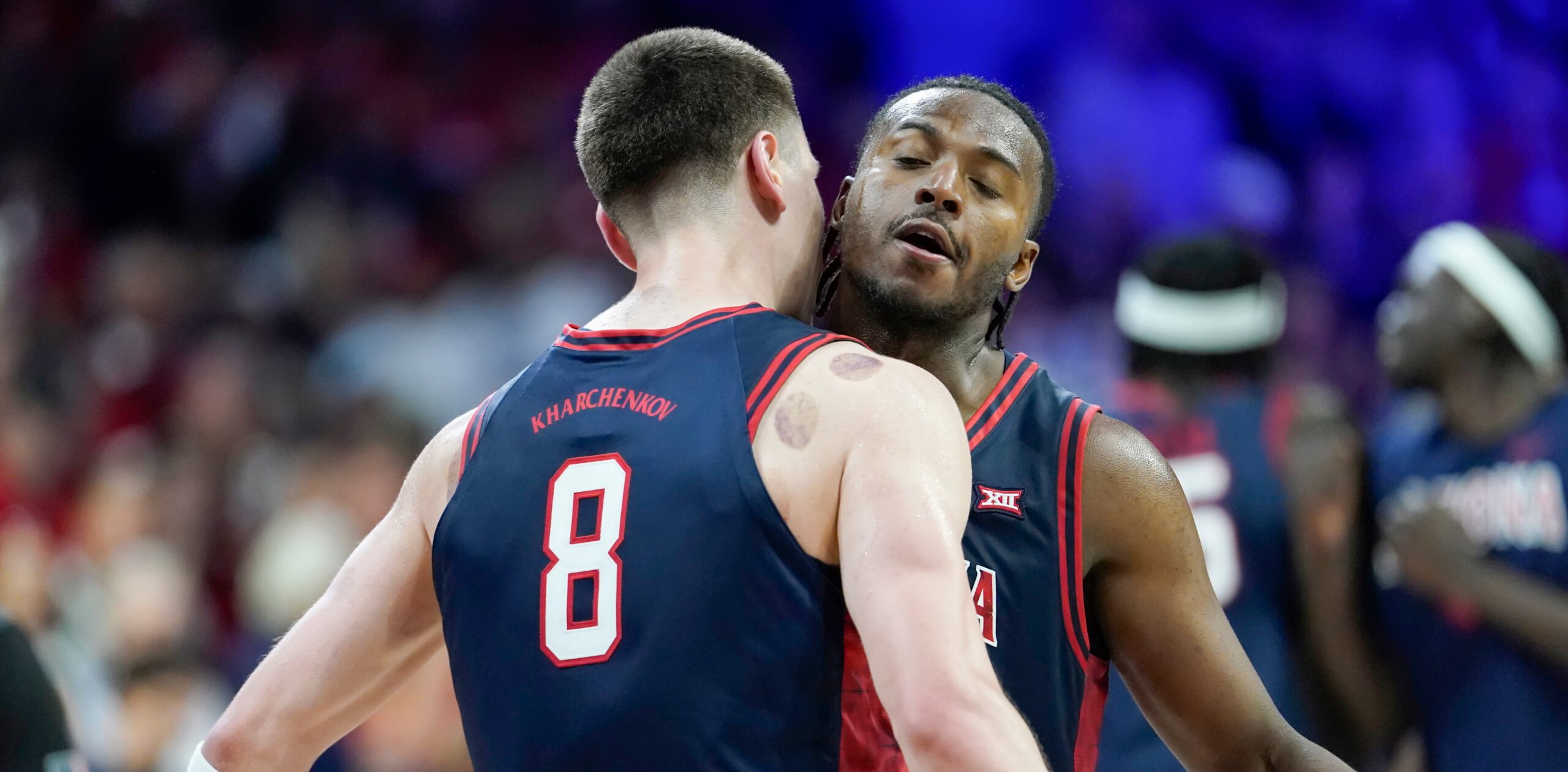 Arizona men’s basketball moves up in AP poll after pair of ranked wins