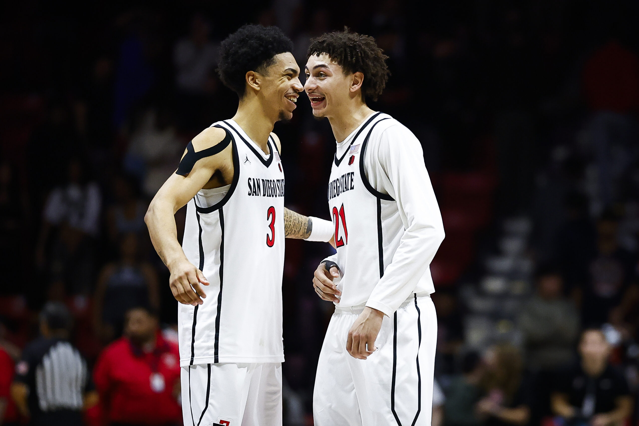 AZTECS GROUND AIR FORCE 88-54, REMAIN TIED FOR CONFERENCE LEAD