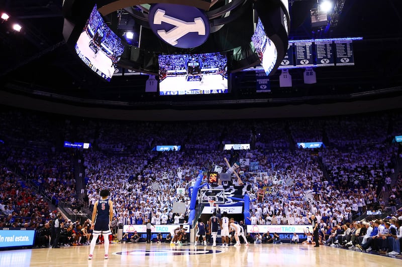 Can No. 16 Cougars get a signature win over No. 8 Houston, make amends for recent slide?
