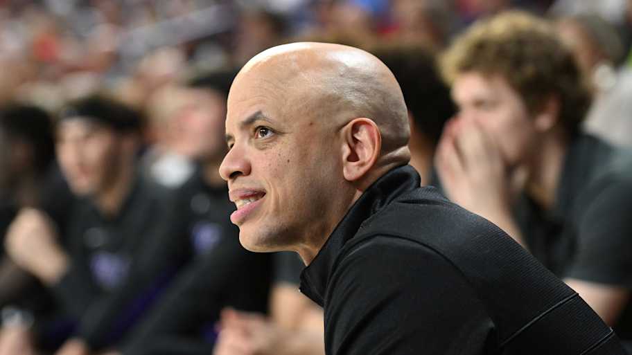 College basketball world reacts to Gonzaga's surprising loss to Portland