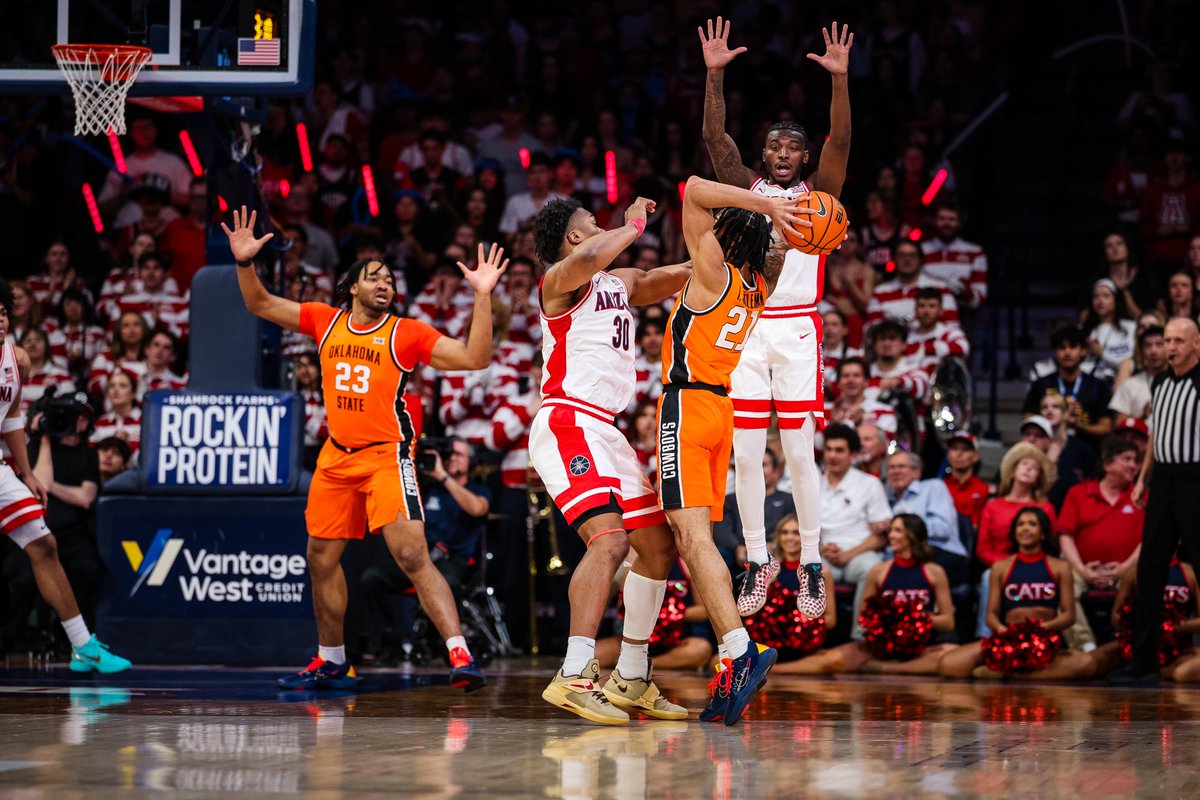 Defense leads way for Arizona men’s basketball in blowout win over Oklahoma State
