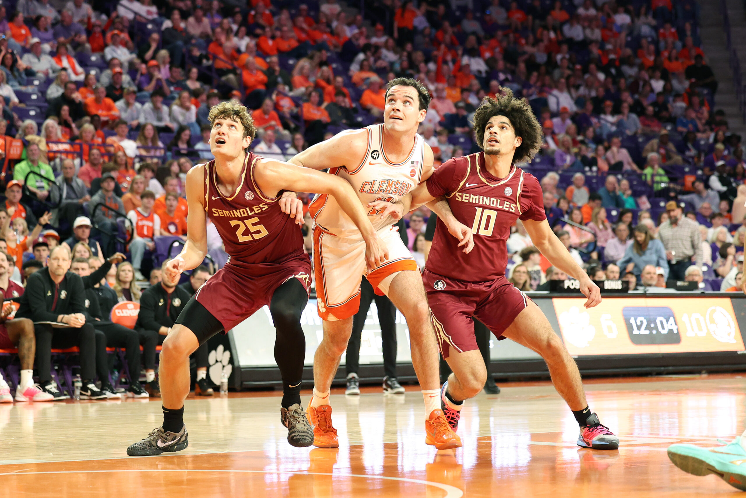 Florida State defeats Clemson after slow start, back and forth game