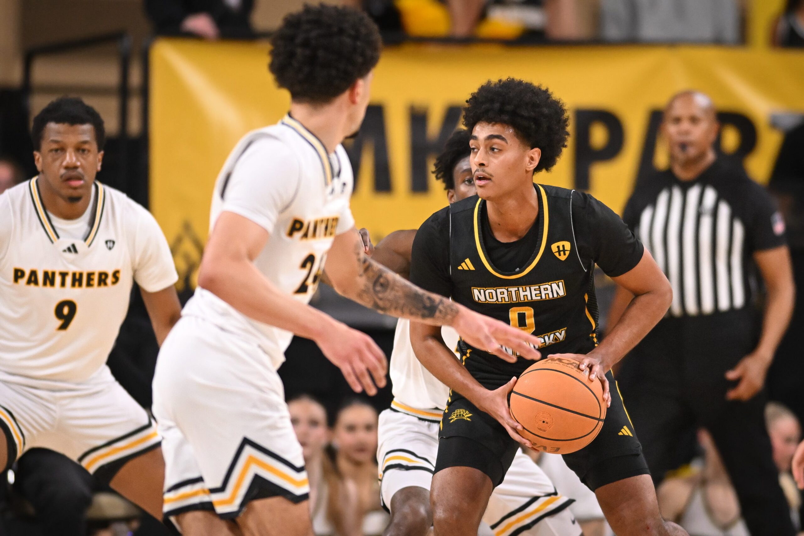 Former Brookfield East star Gherezgher sends UWM to another tough loss