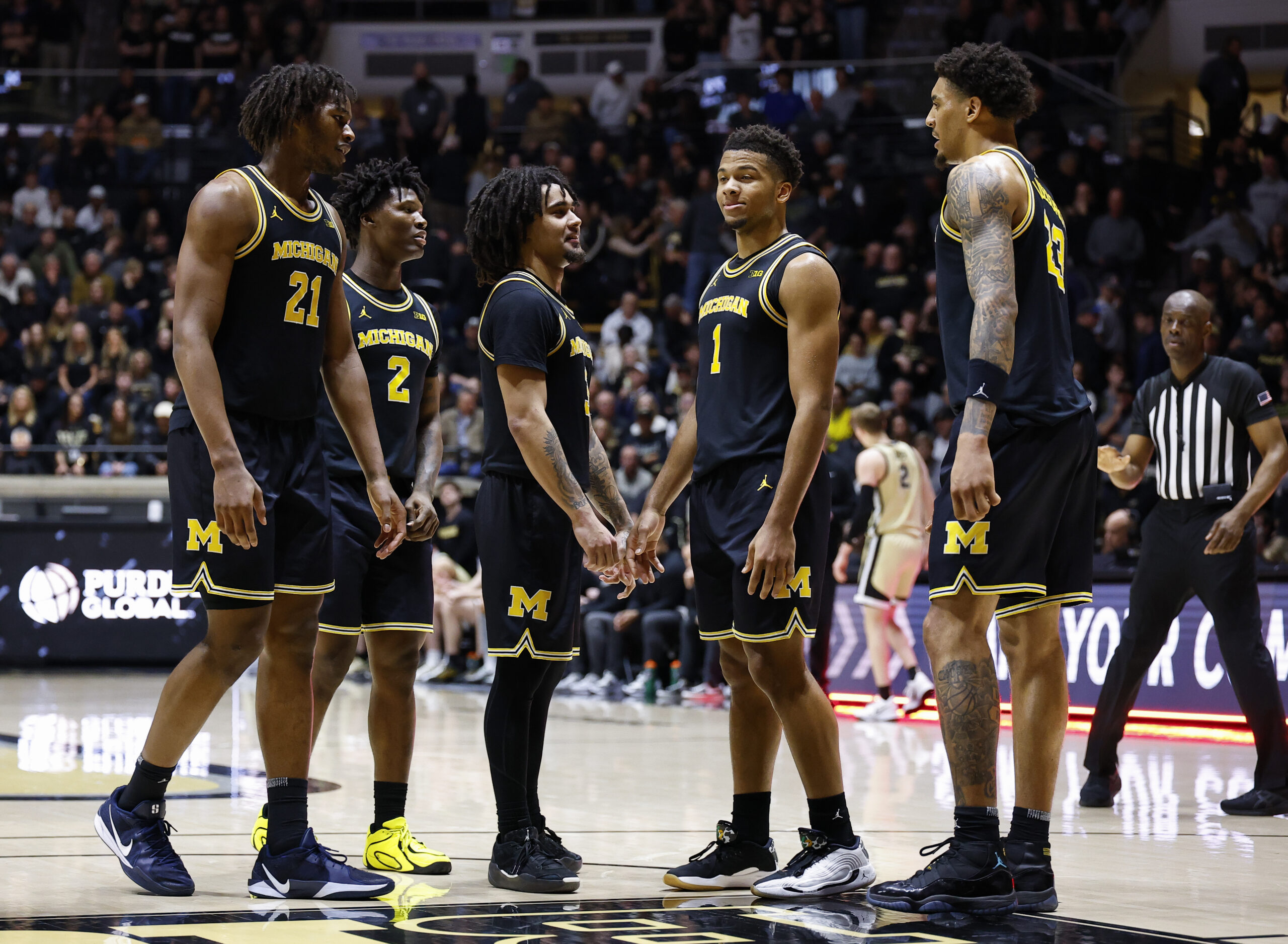 Friday Discussion: Who do you want taking the last shot for Michigan Basketball?