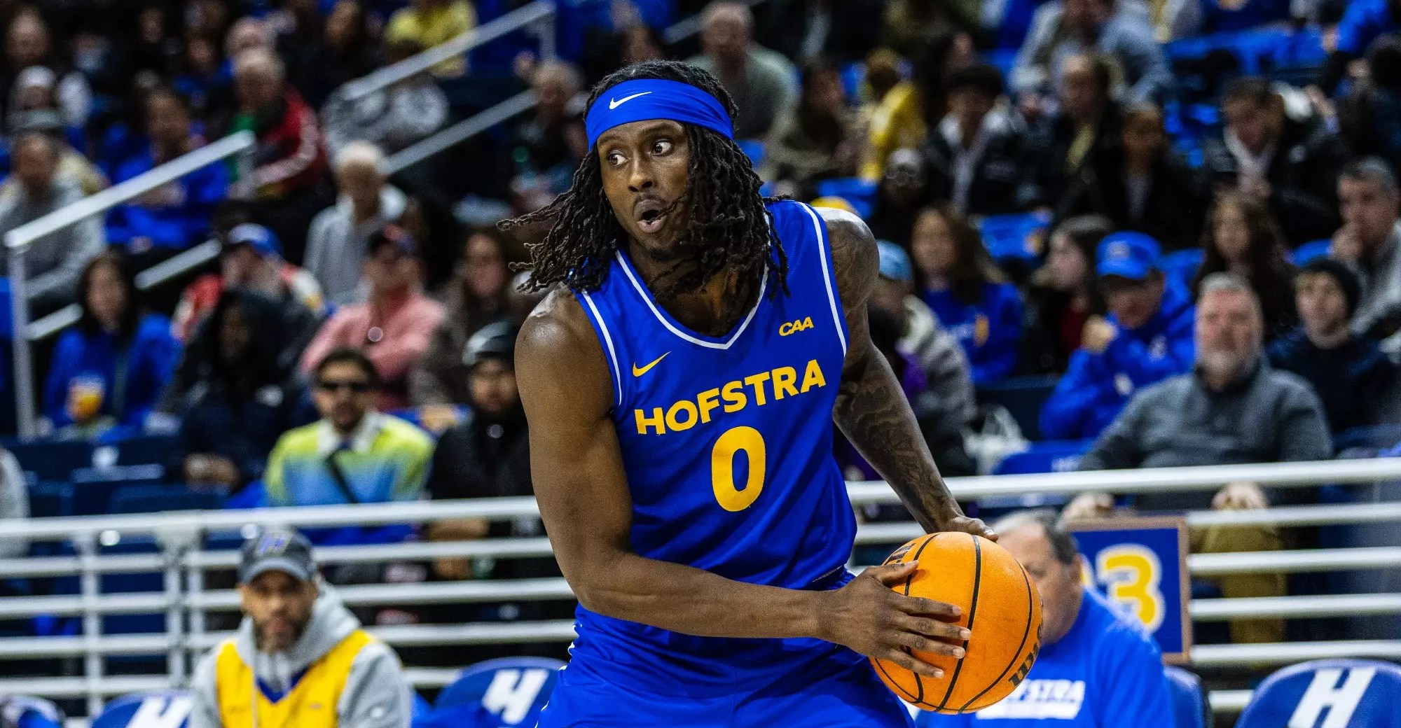 Healthy Hofstra makes Towson look sick