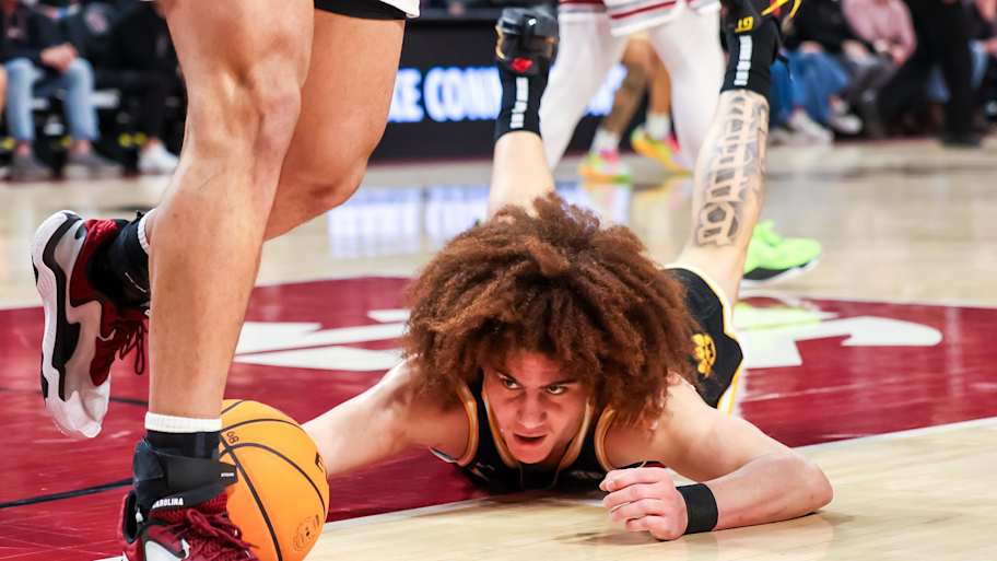 How Mizzou Might Look to Contain Arkansas' Freshman Phenom Darius Acuff Jr.