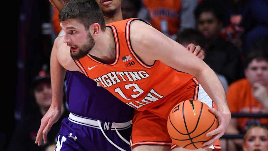 Illinois basketball center Tomislav Ivisic