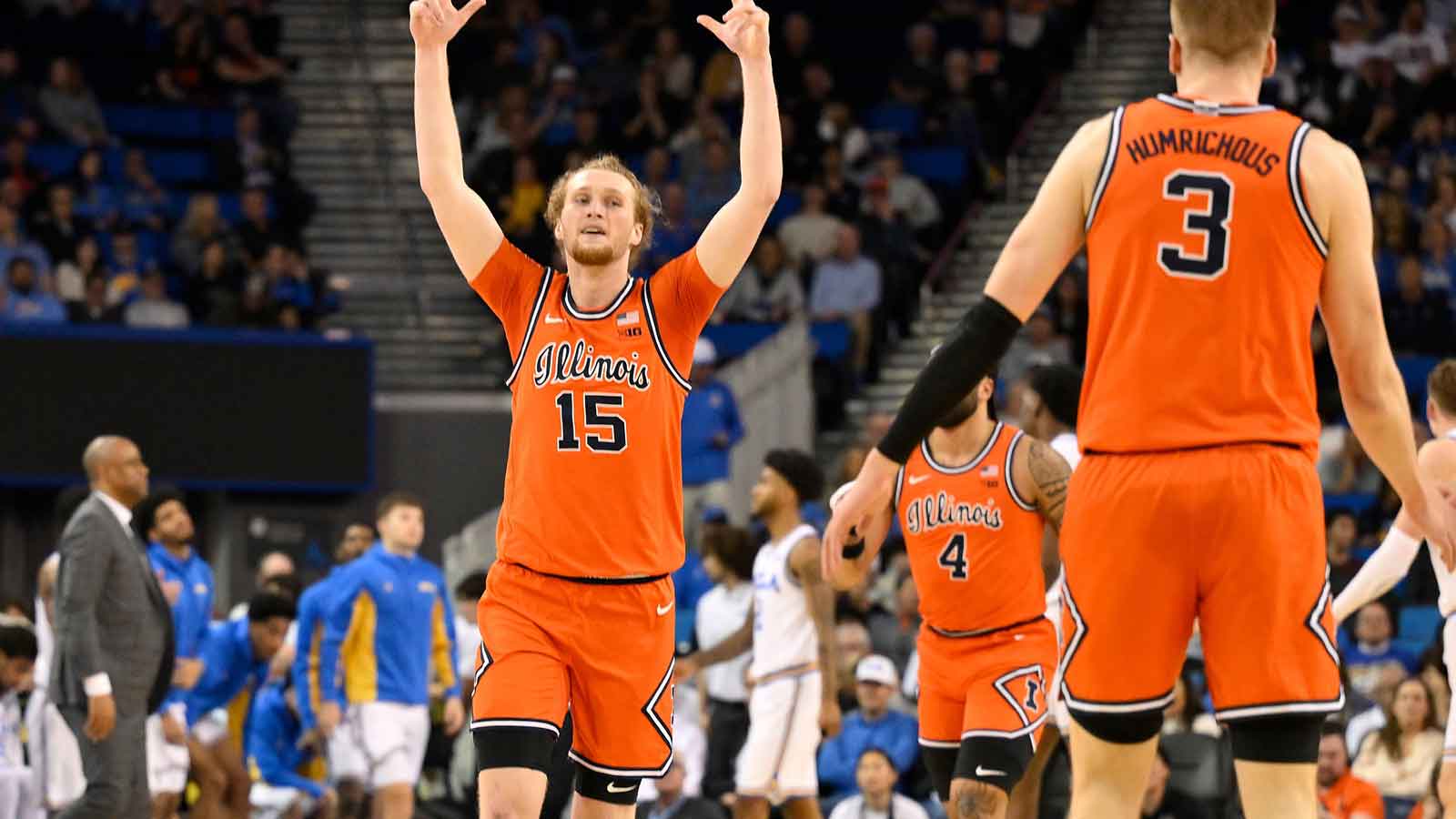 Illinois basketball’s Jake Davis sends stern warning to Morez Johnson before Michigan clash