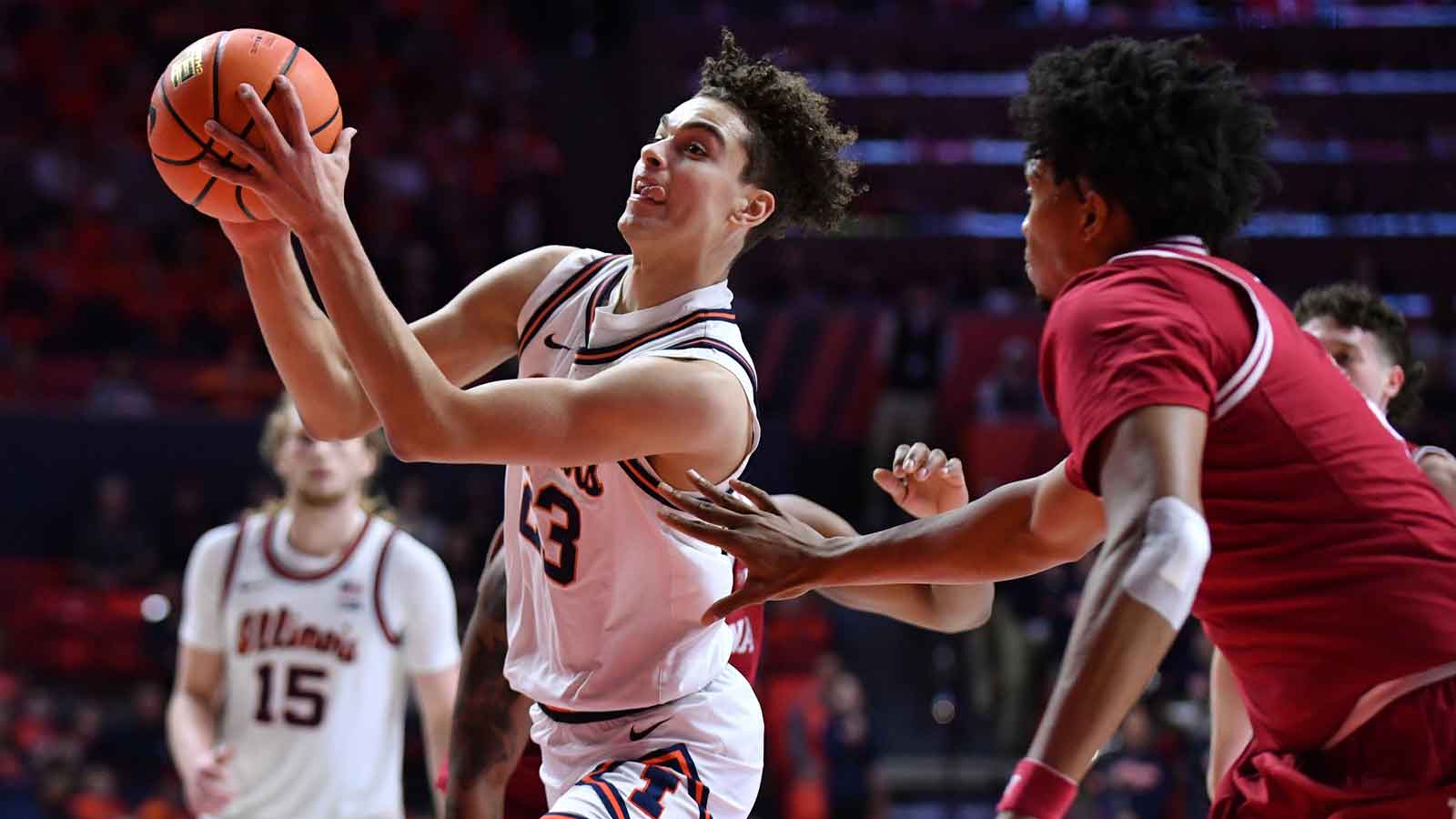 Illinois’ Brad Underwood takes jab at refs over Keaton Wagler officiating