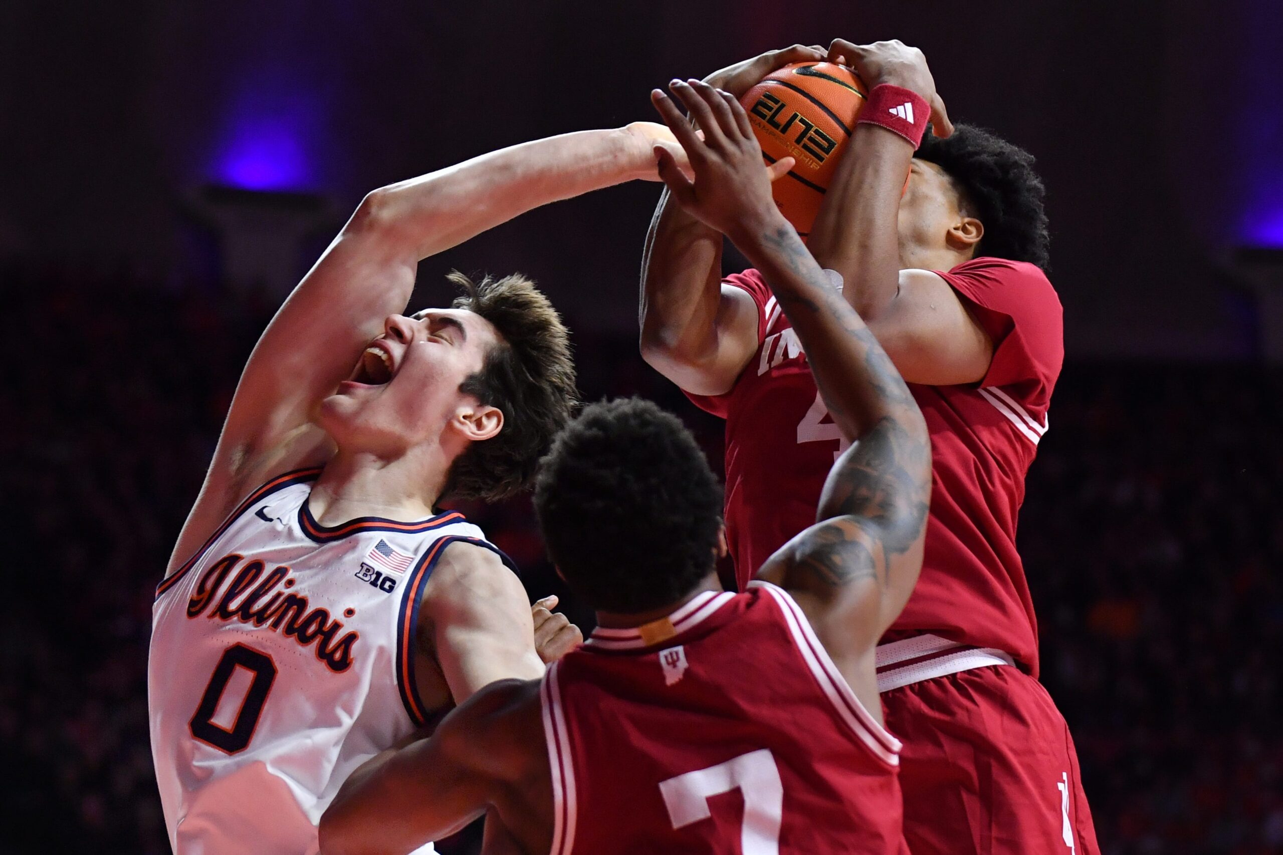 Indiana basketball fades away in second half in loss to No. 7 Illinois