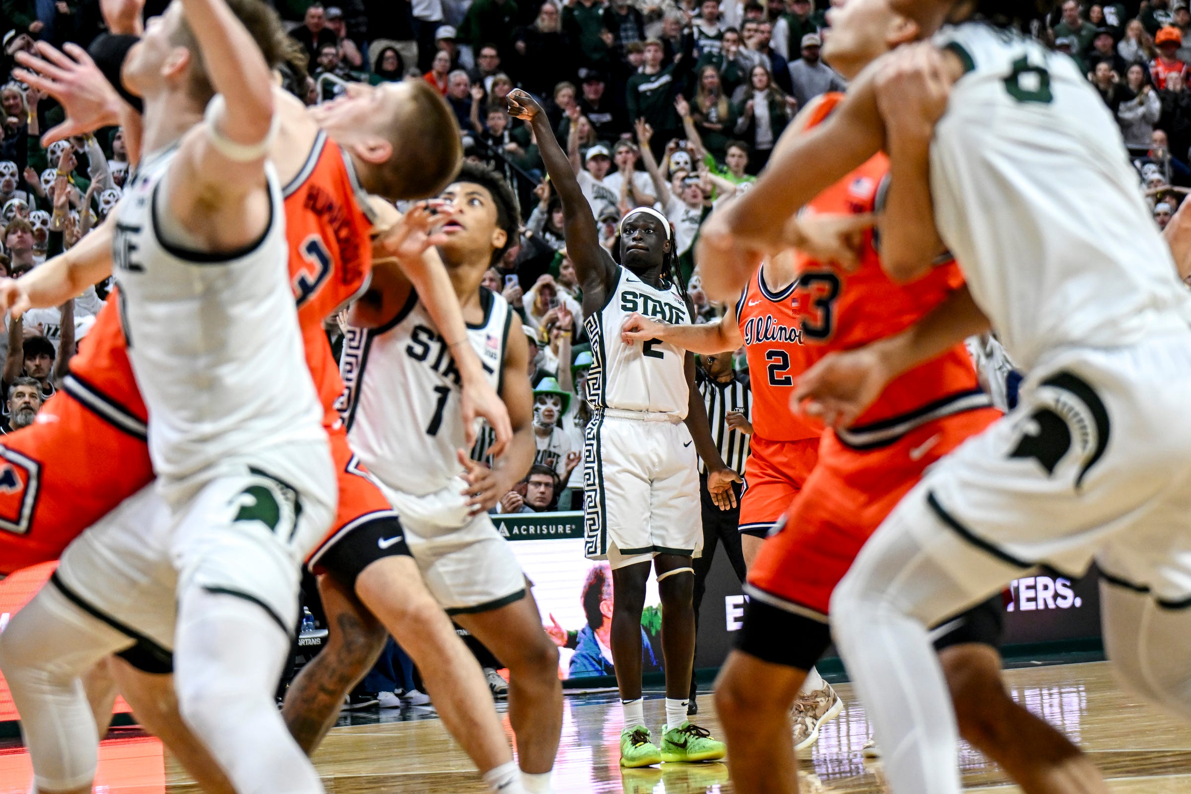 Jordan Scott's 'D,' Kur Teng's 3 lead MSU basketball's bench brigade