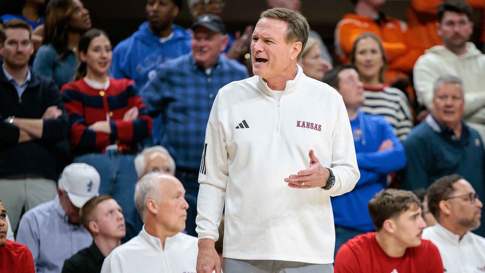 Kansas’ Bill Self reveals message for Houston game after ‘soft’ Cincinnati performance