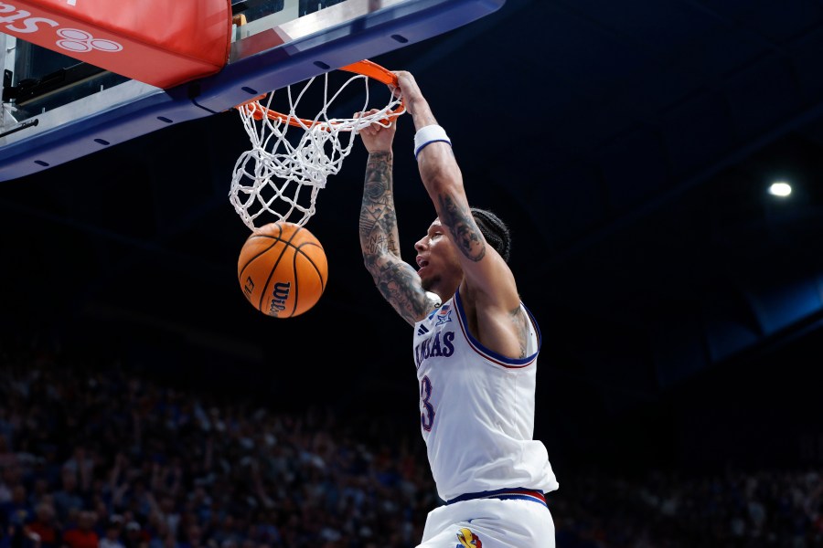 Kansas upsets No. 1 Arizona without Darryn Peterson