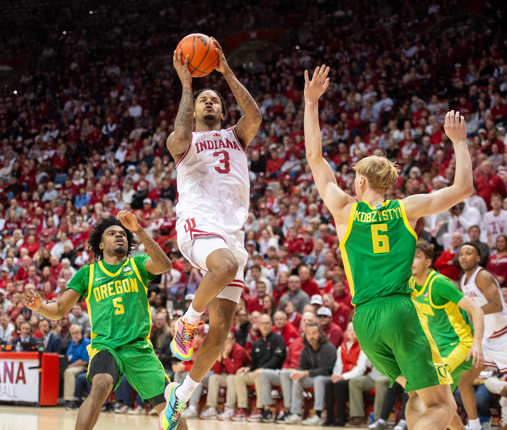 Lamar Wilkerson powers Indiana basketball past Oregon