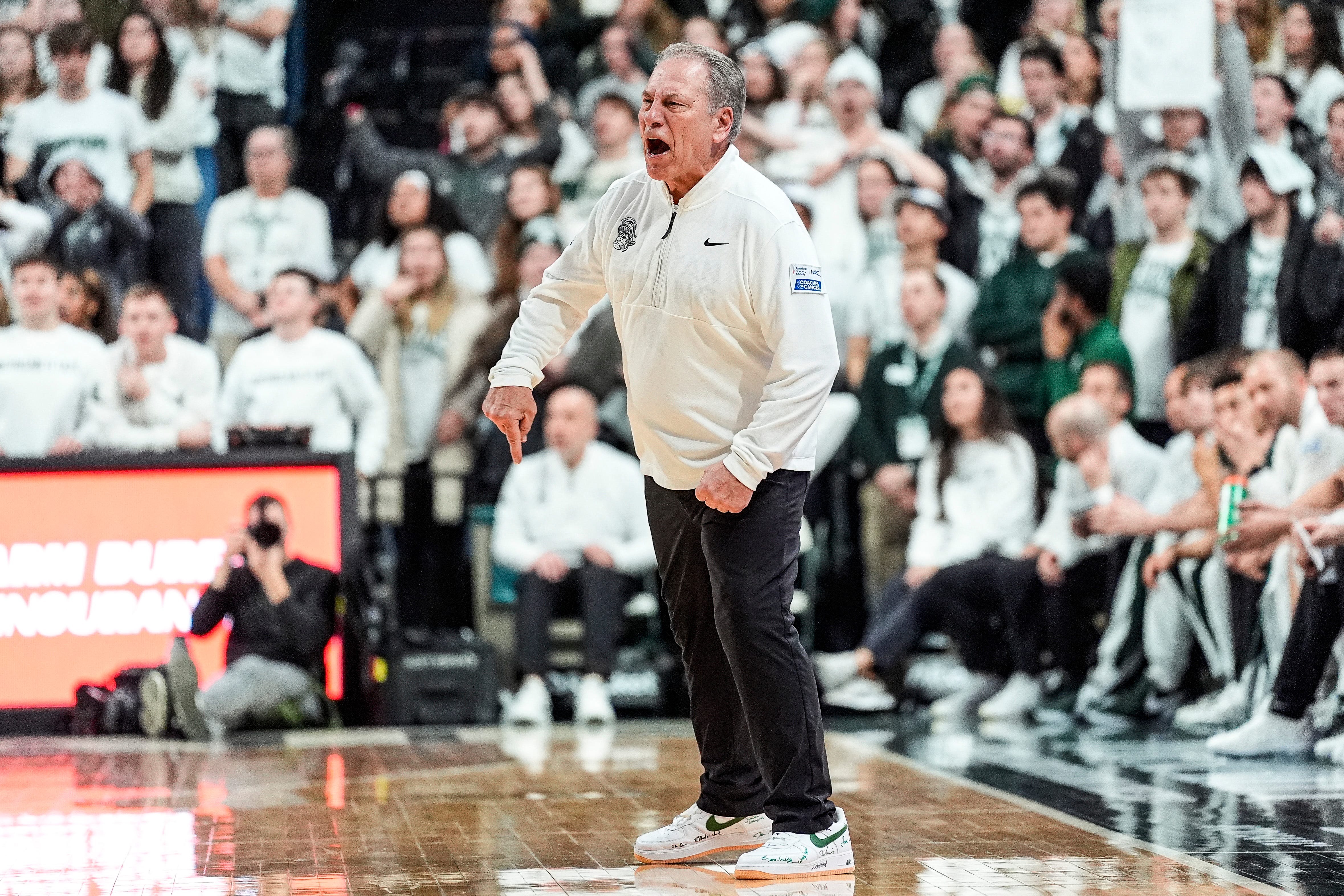 Michigan State head coach Tom Izzo reacts to a play against Michigan during the second half at Breslin Center in East Lansing on Friday, Jan. 30, 2026.