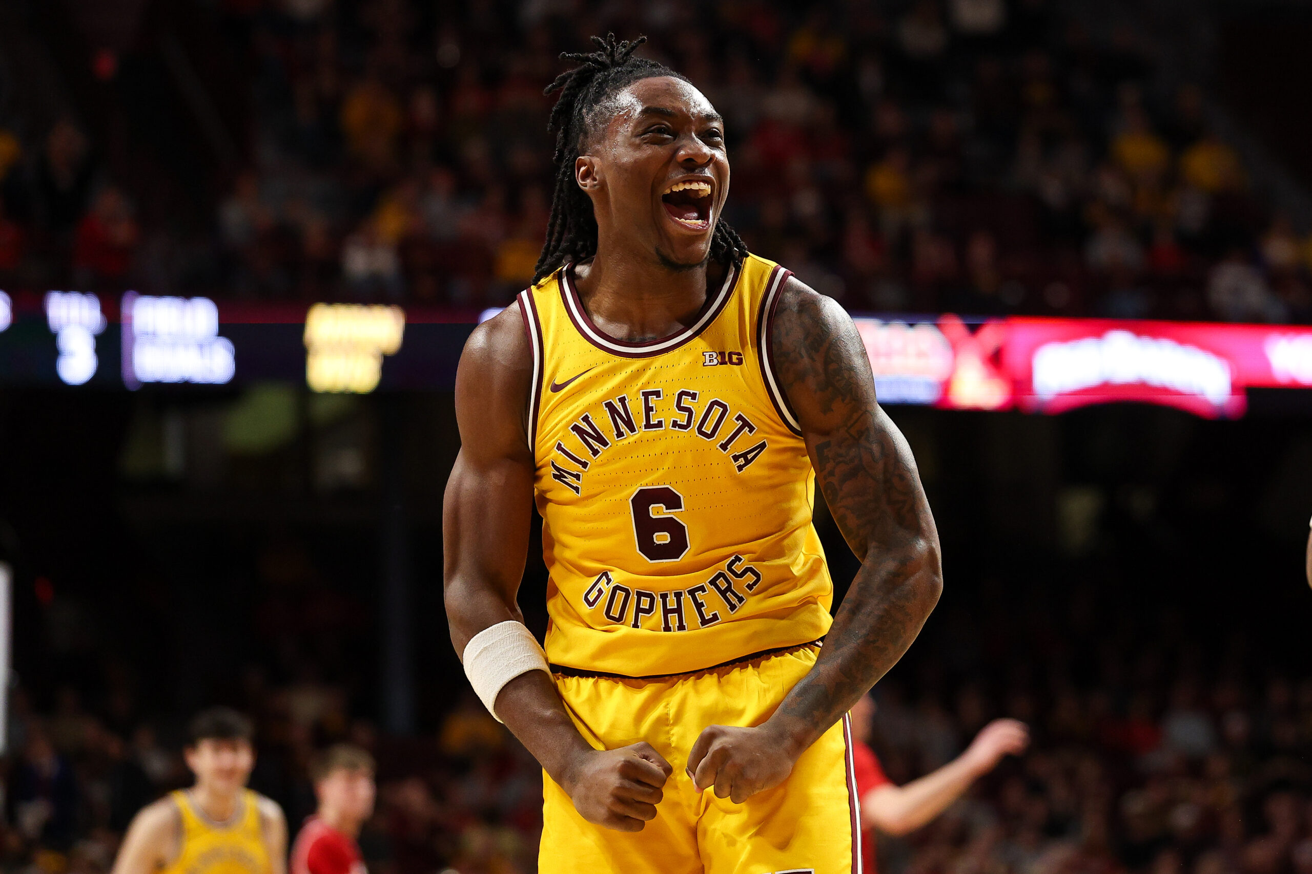 Minnesota Gophers take down #10 Michigan State Spartans 73-76