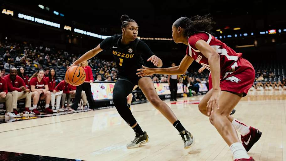Missouri Grabs Third Straight SEC Win by Downing Arkansas