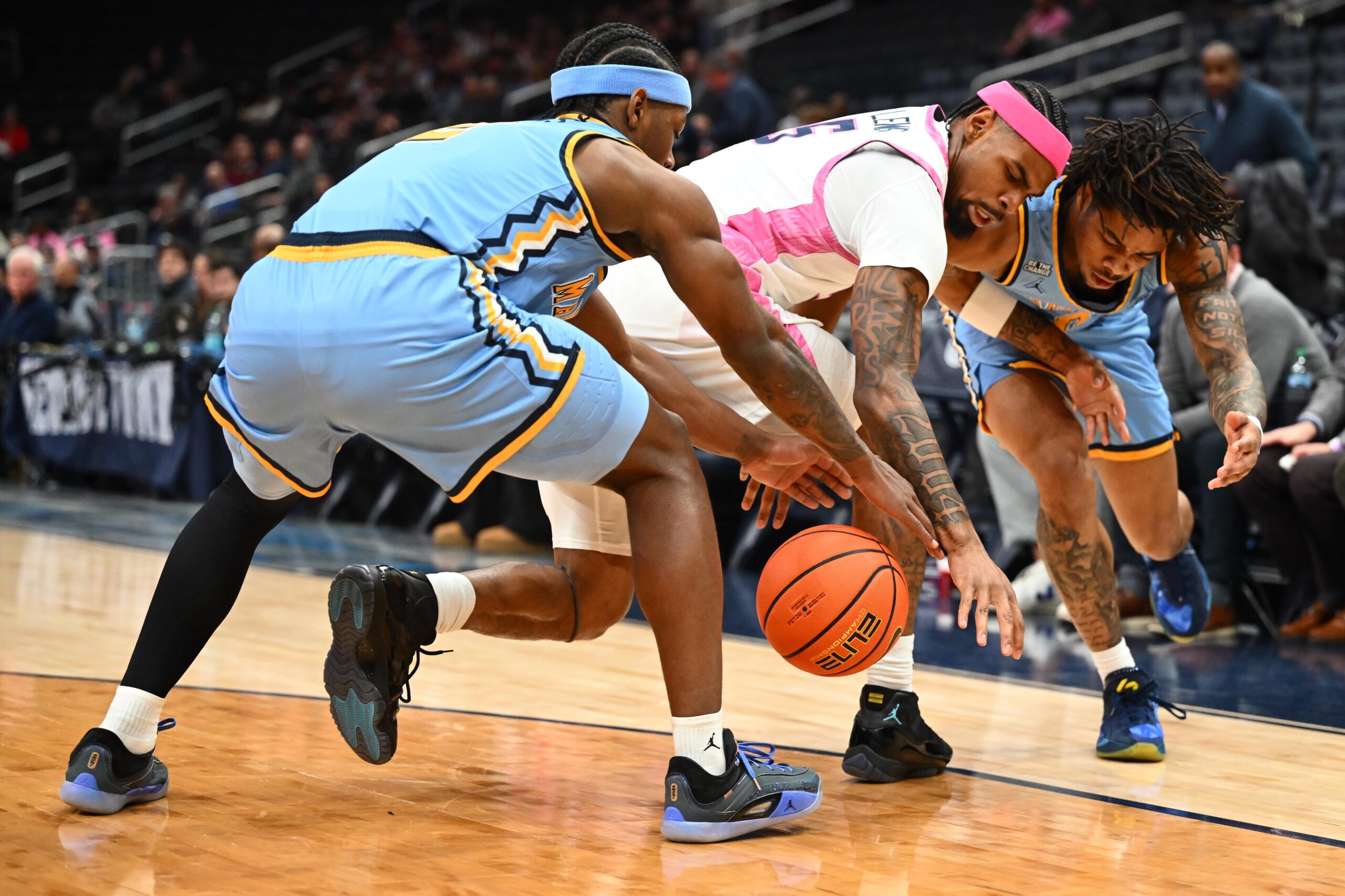 Nigel James Jr. helps Marquette beat Georgetown for first road win