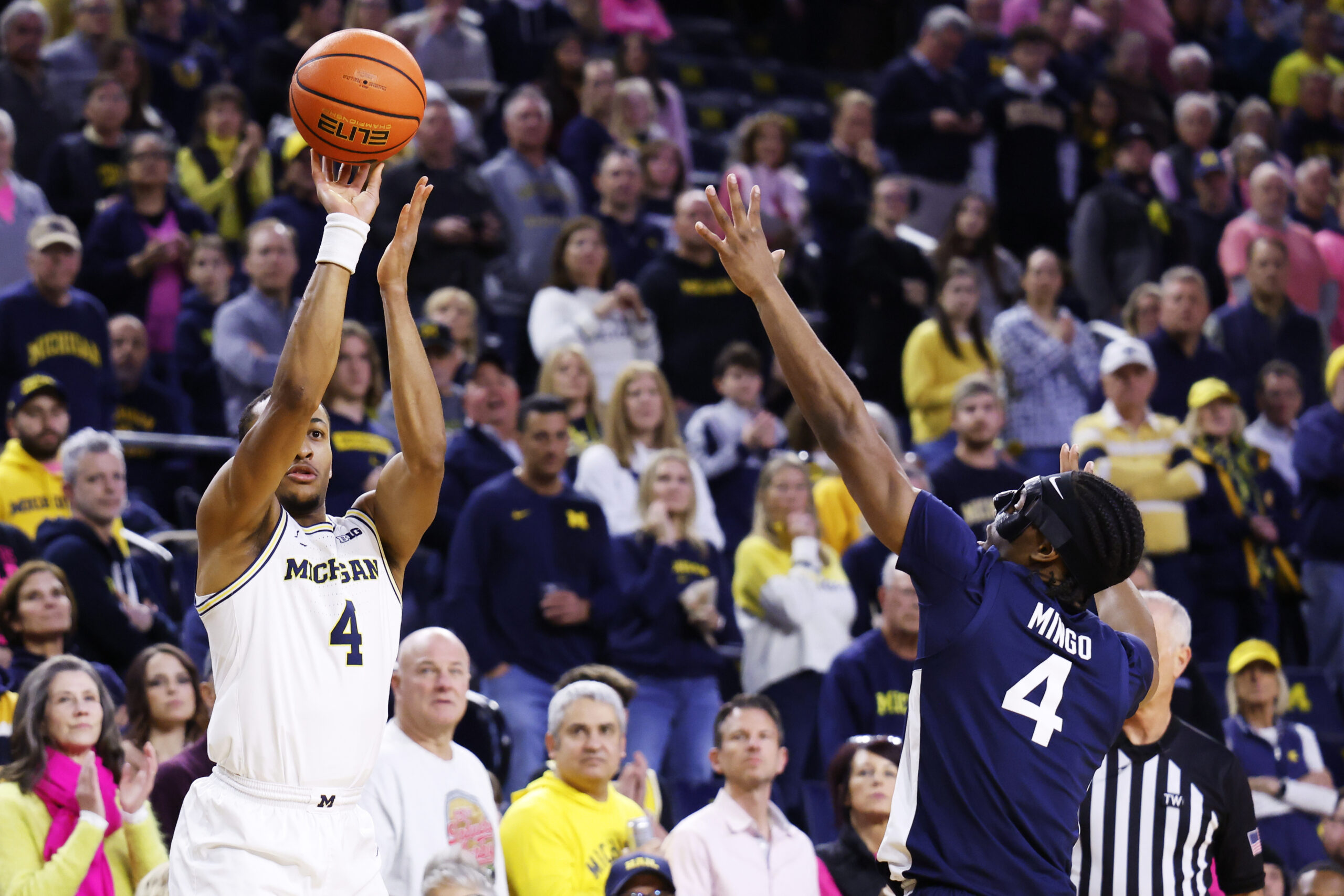 Nimari Burnett’s career-high 31 points help Michigan cruise vs Penn State