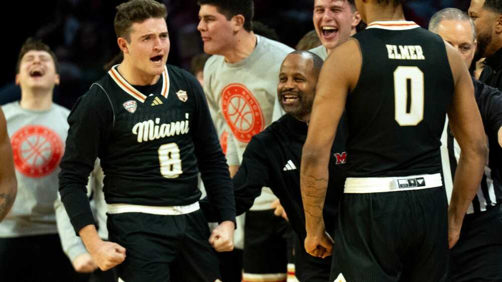 No. 21 Miami (Ohio) rallies past Western Michigan 69-67 to remain the only unbeaten Division I team