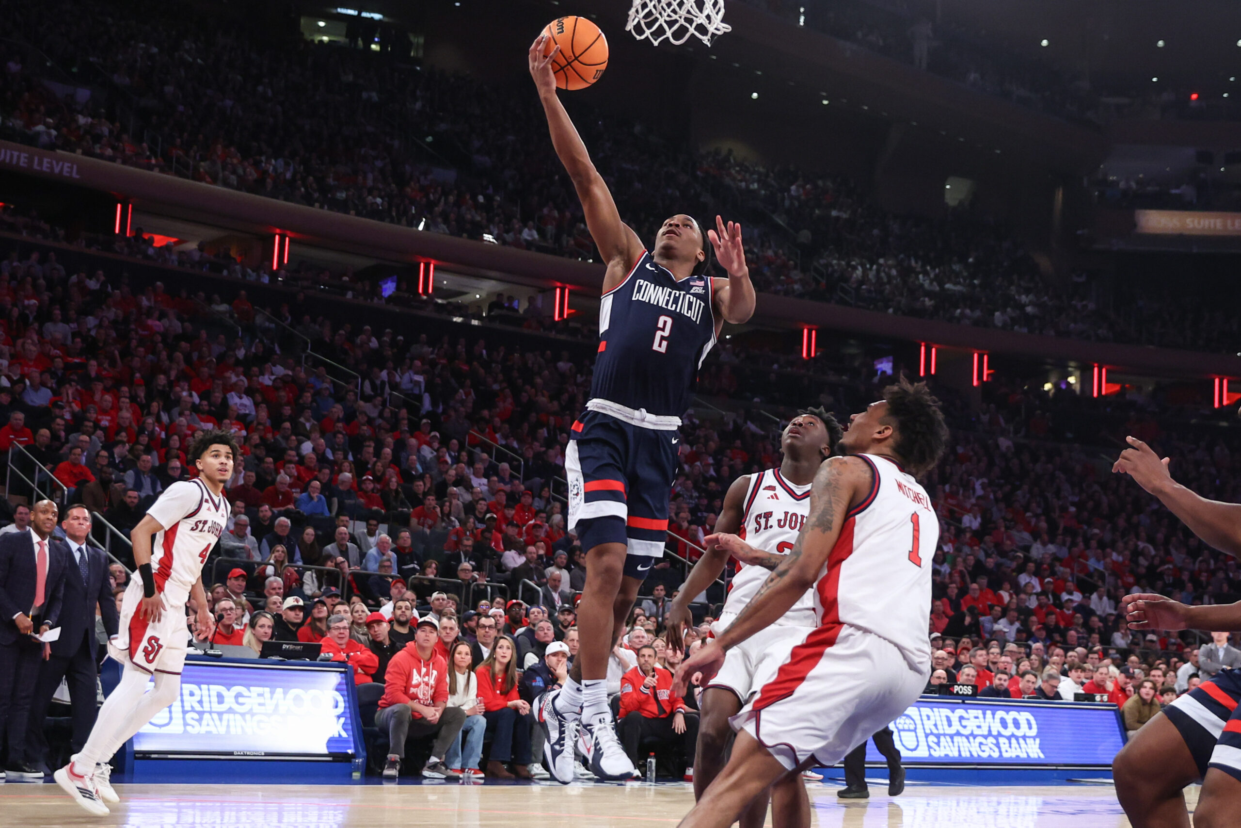 No. 3 UConn men’s basketball falls to No. 22 St. John’s, 81-72