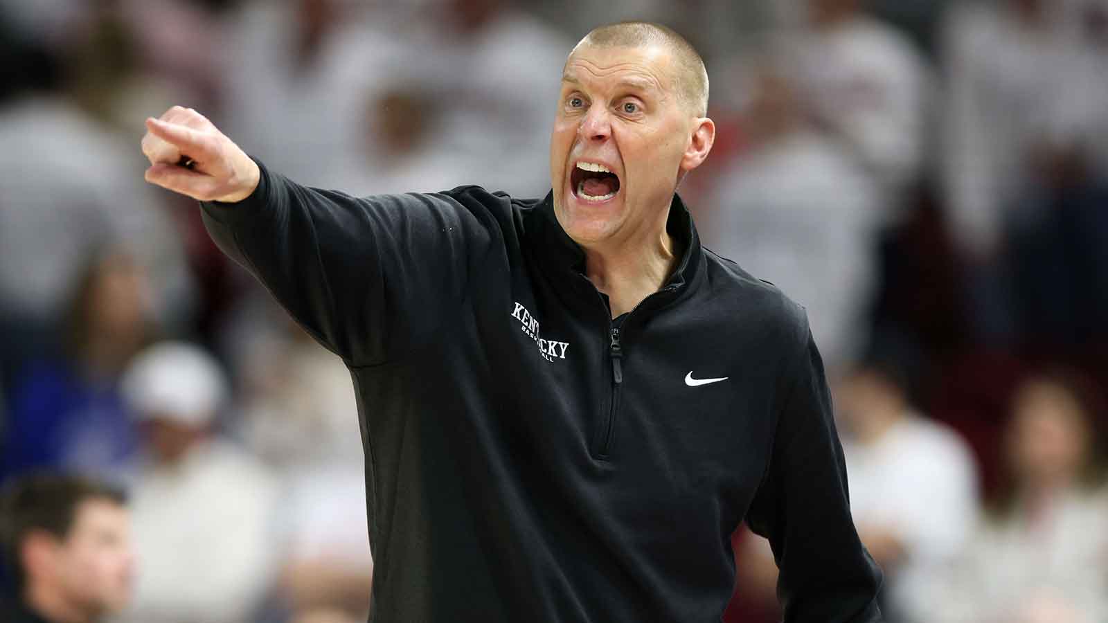 Otega Oweh’s ‘bad motherf****r’ mic drop after Kentucky beat Tennessee