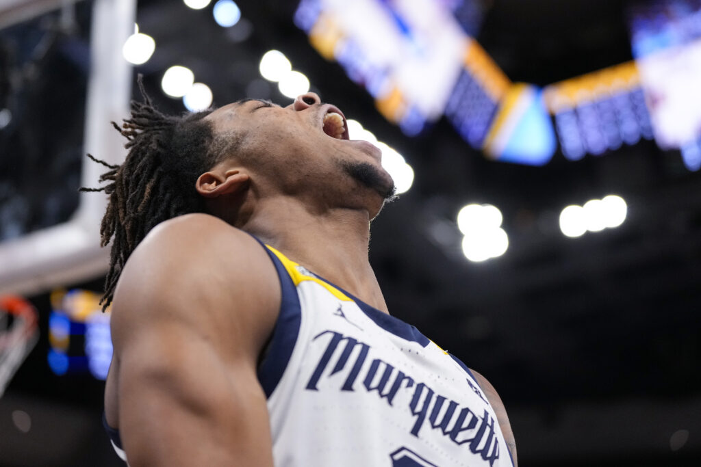Predicting upsets in College Basketball this week