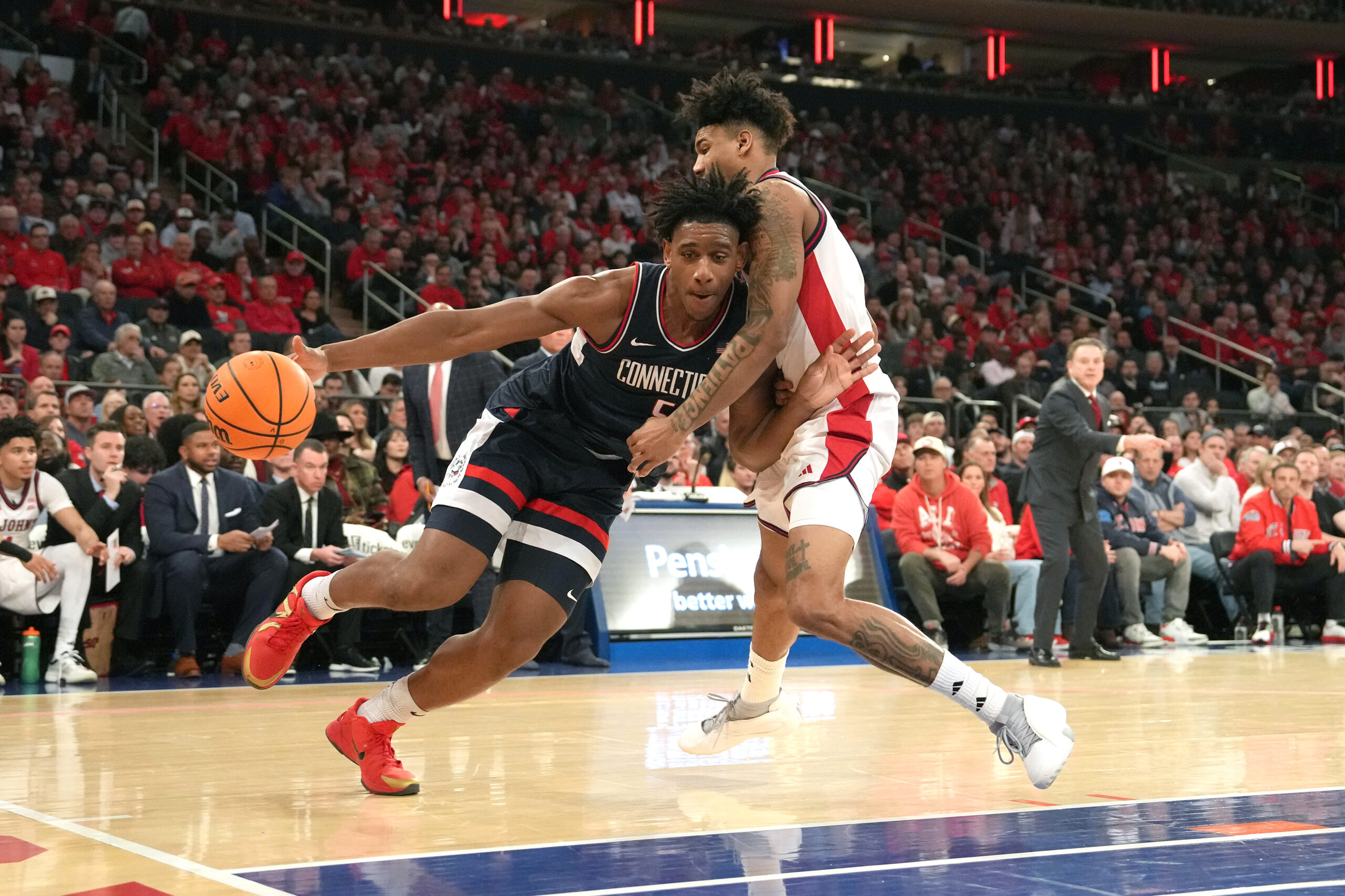 Preview: No. 6 UConn men’s basketball vs. No. 15 St. John’s | Feb. 25, 7:00 p.m., TV: Peacock, NBCSN