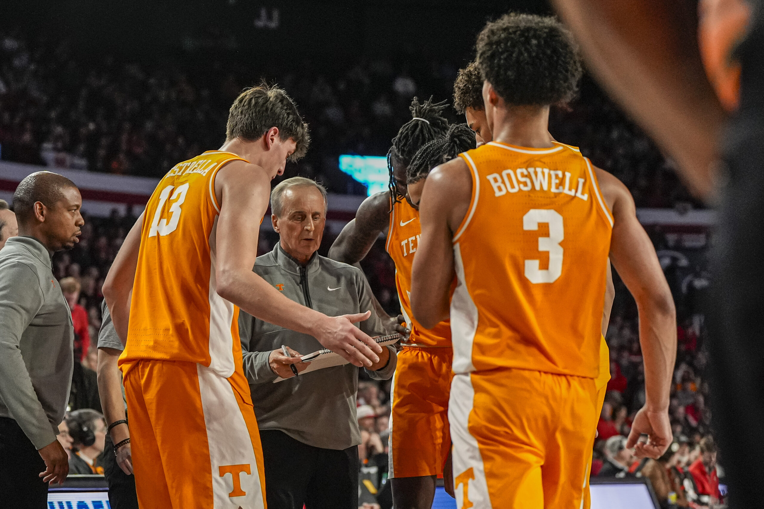 Rick Barnes makes wild betting comment after college basketball win