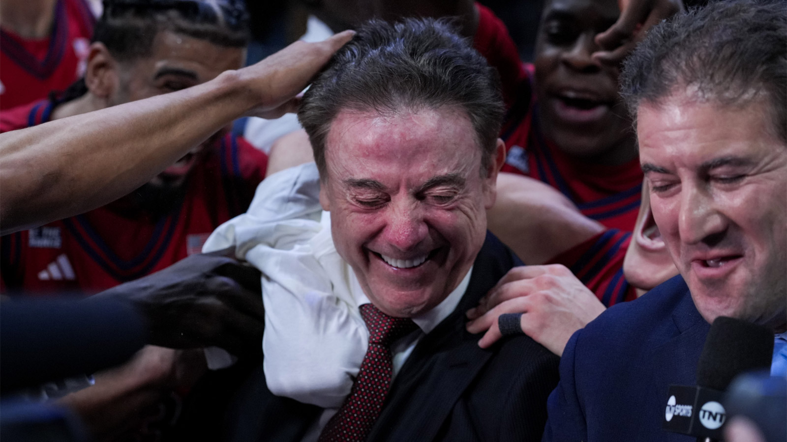 St. John’s Red Storm, Rick Pitino secure third straight win vs. UConn