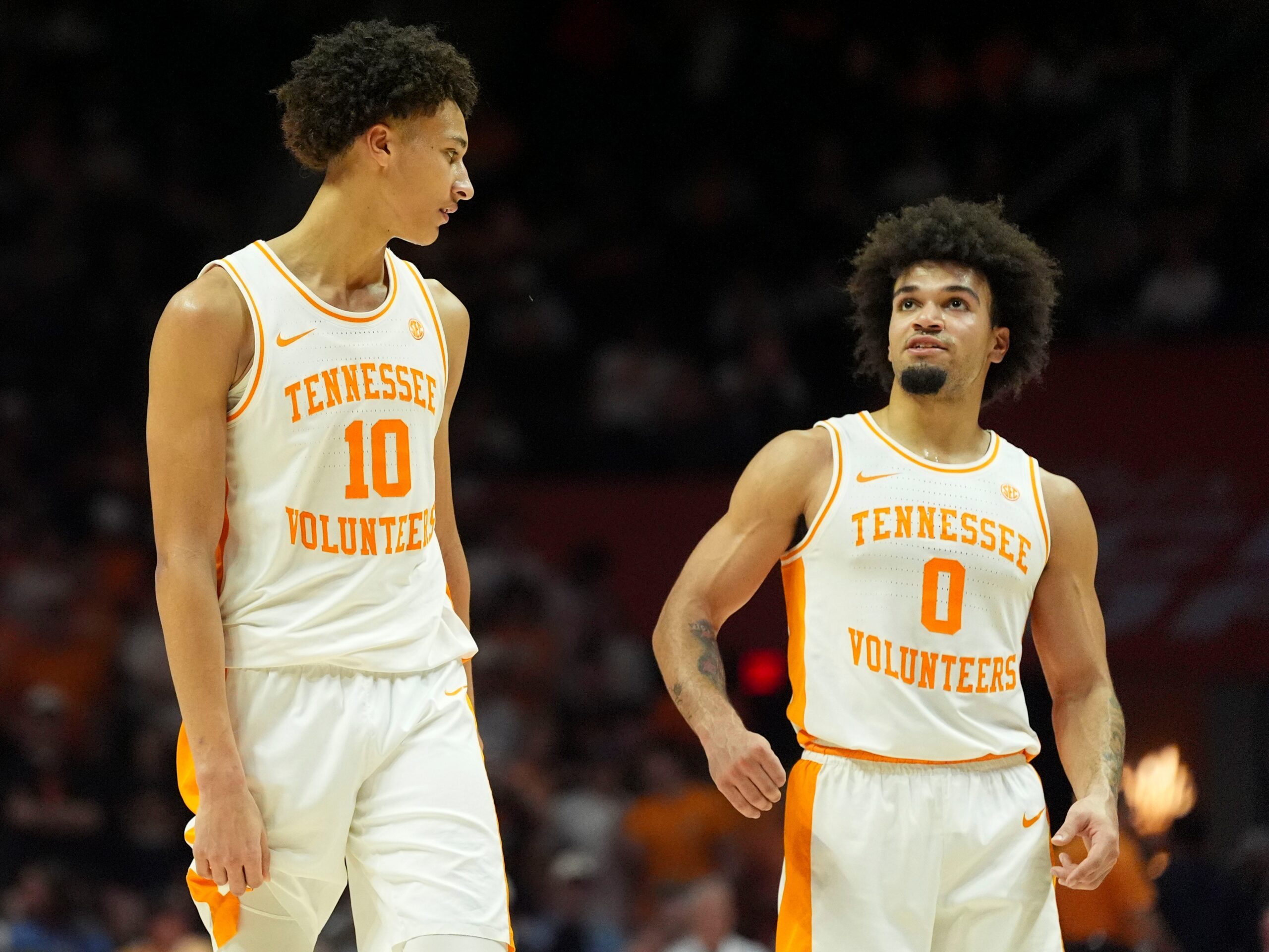 Tennessee places two on late-season Naismith Trophy watch list