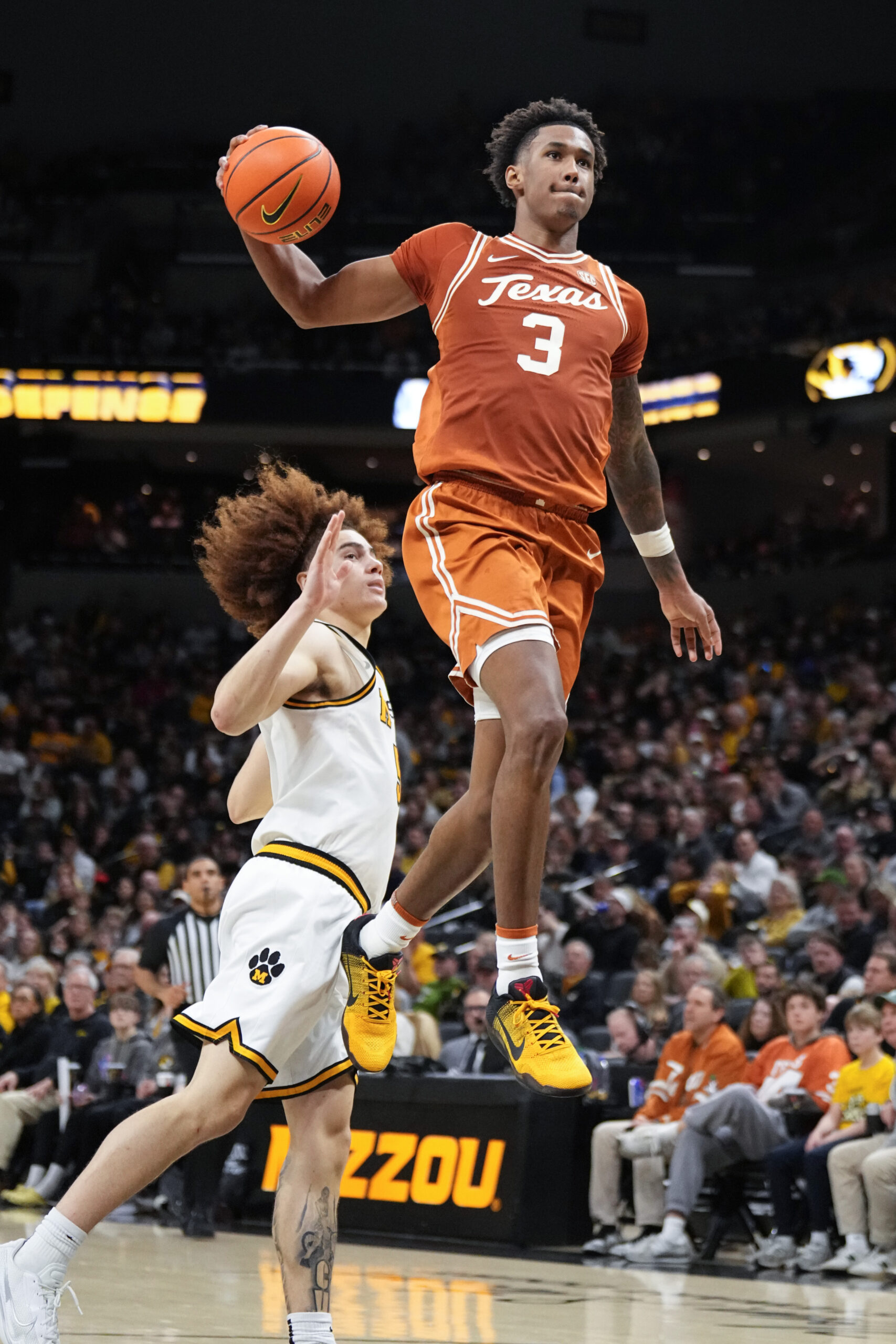Texas dominates Missouri in second half for 85-68 win