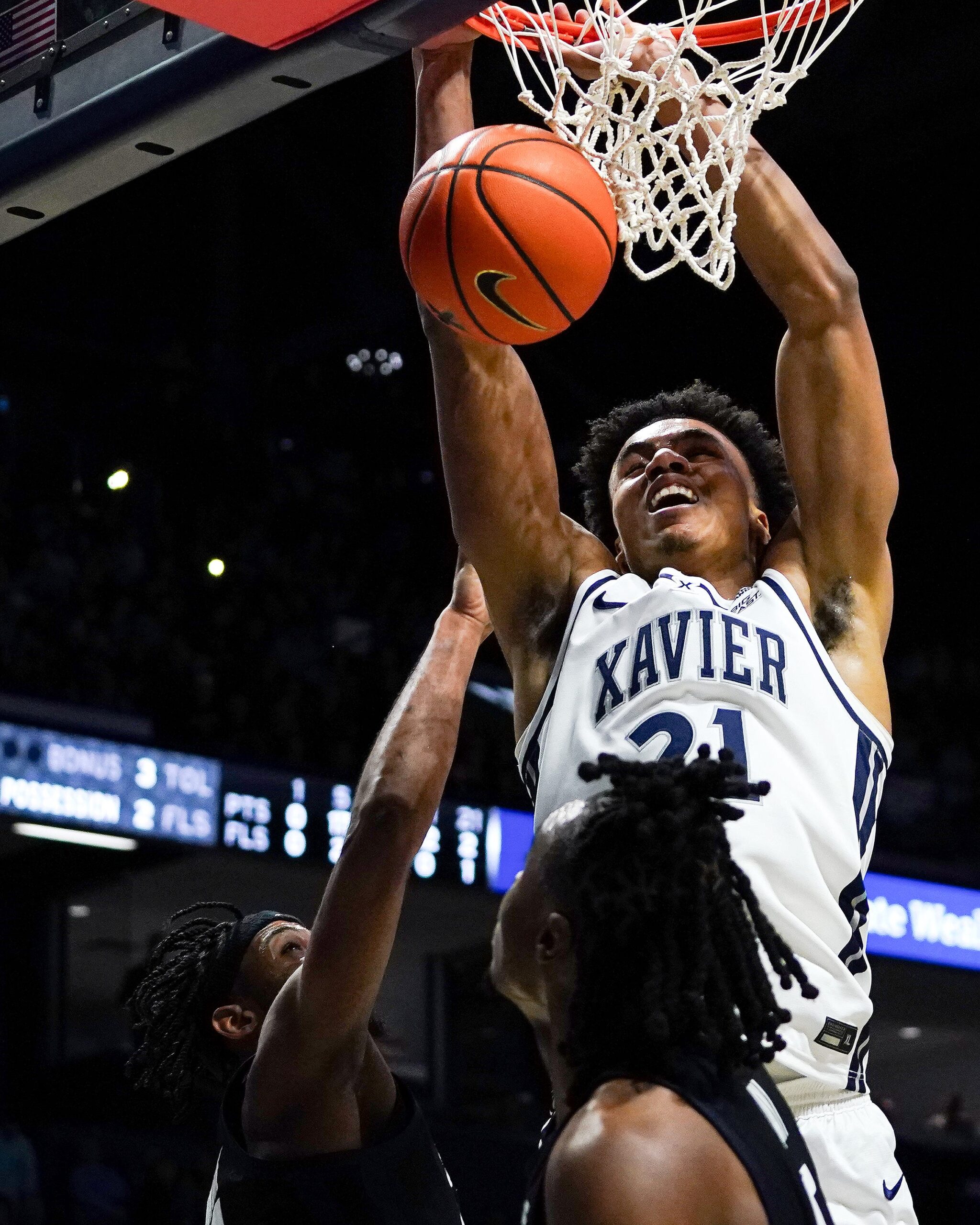 The case of the disappearing big men