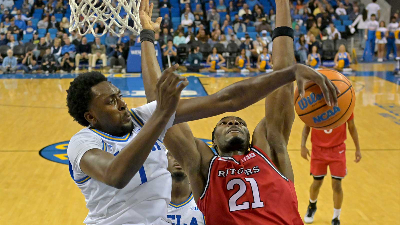 Tom Izzo calls for fans to respect former player when UCLA visits