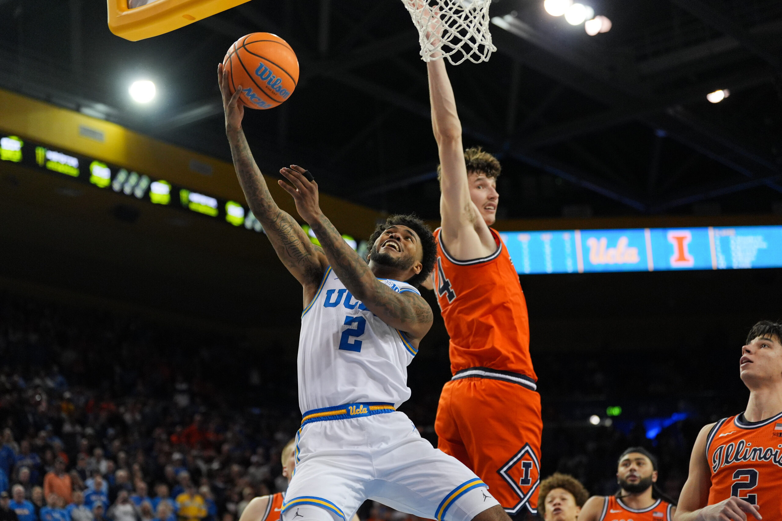 UCLA stuns No. 10 Illinois on OT buzzer-beater from Donovan Dent