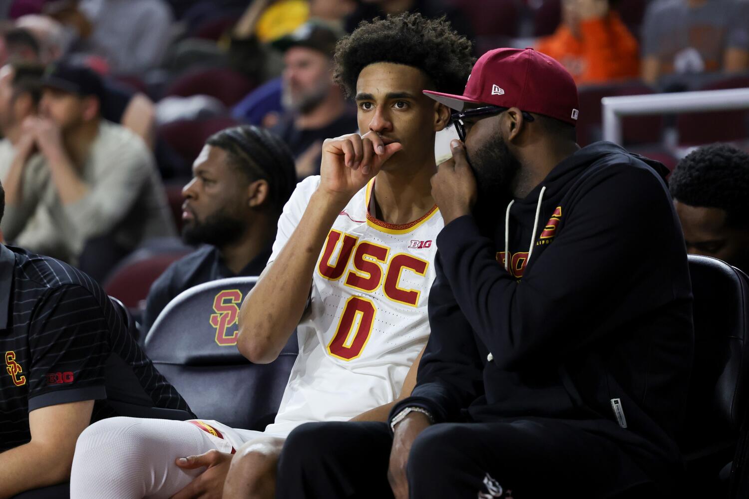 USC men come unraveled in blowout loss to Illinois