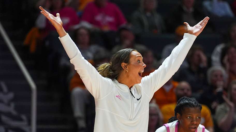 WBB rankings: Projected AP Top 25 after Iowa upsets Michigan