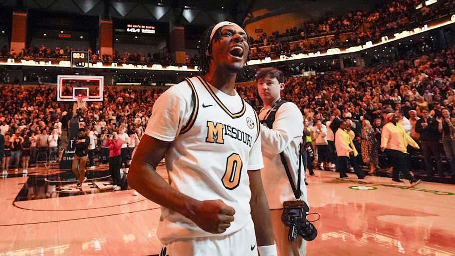 Missouri Tigers guard Anthony Robinson II.