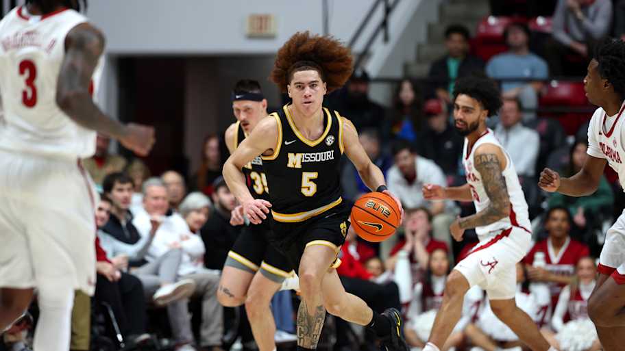 Missouri Tigers guard T.O. Barrett.