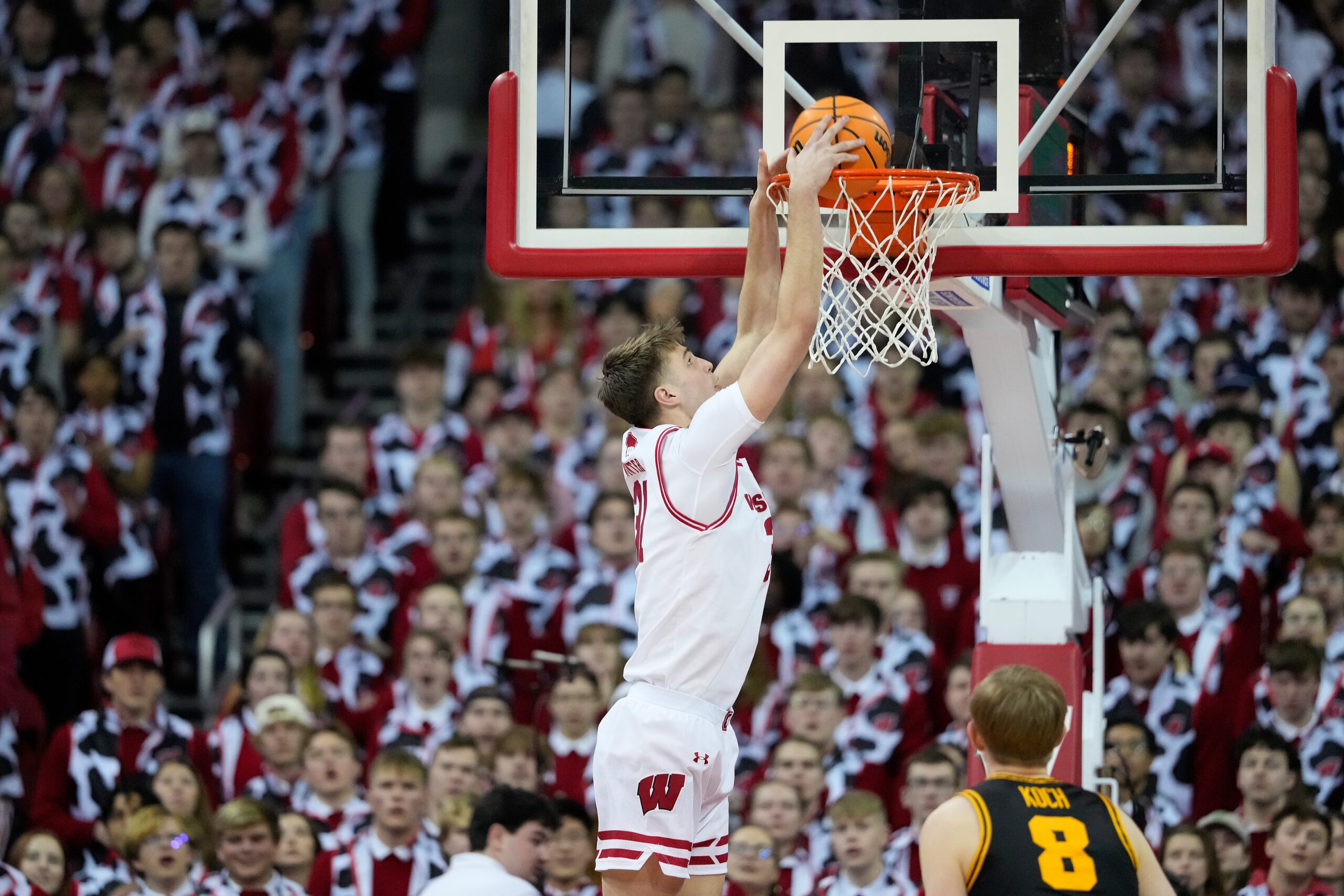 Wisconsin vs. Washington Preview and Prediction: Badgers have a must win on Saturday