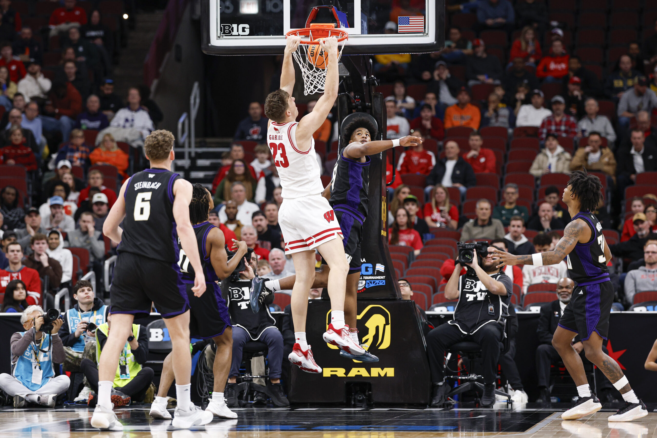 3 quick takeaways from the Badgers win over Washington: That finish was something
