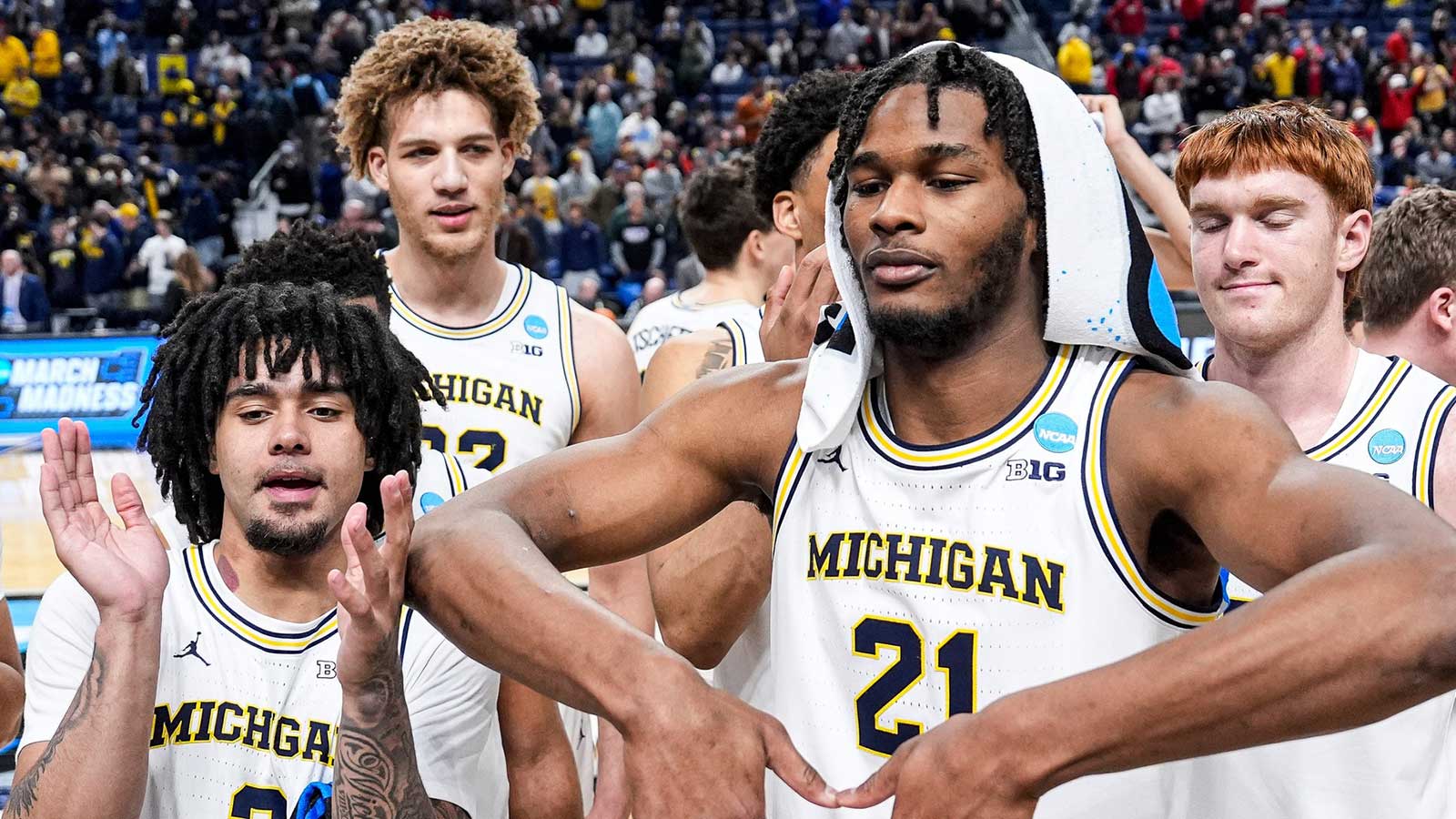5 Big Ten blowouts in single round make March Madness history