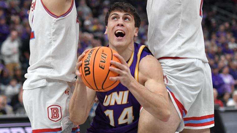 Arch Madness delivers chaos: Northern Iowa and UIC surge into wild MVC championship game