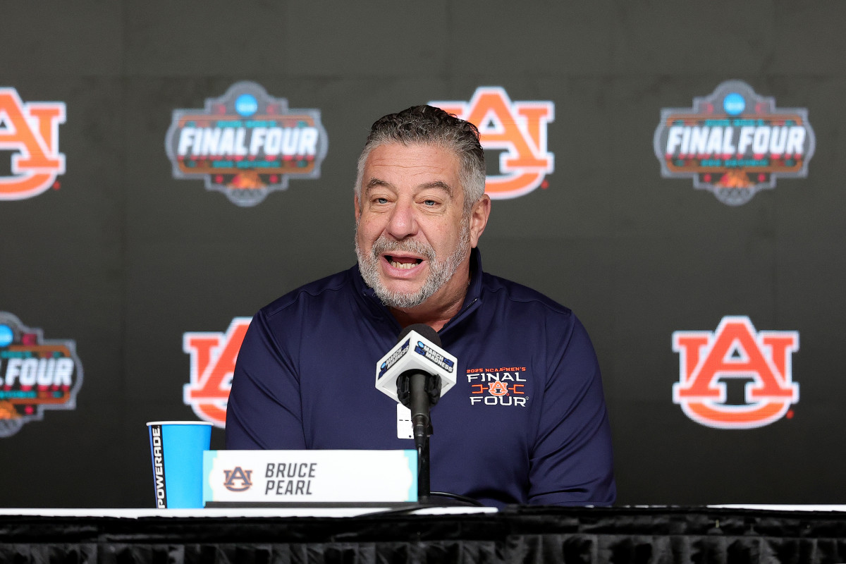 Auburn Basketball Made Their Case For The NCAA Tournament, Fans Mocked Them