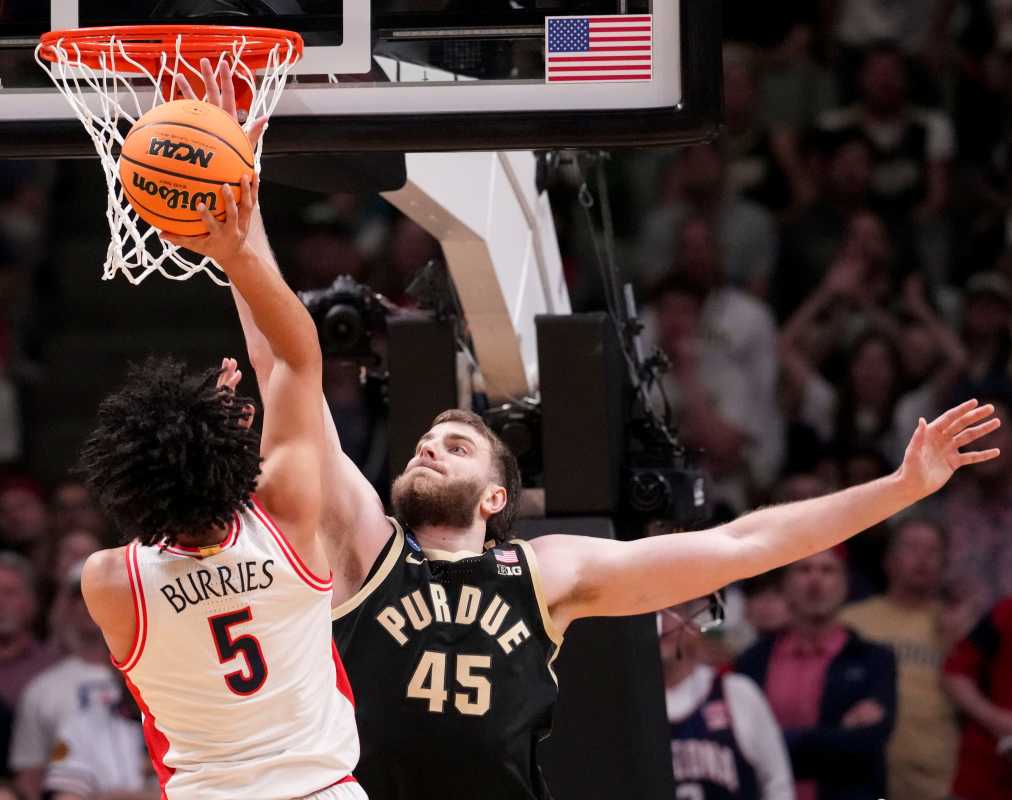 Basketball Fans React To Purdue's Dominating First Half Performance In Elite 8