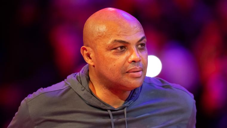 Charles Barkley roasts TNT during March Madness coverage