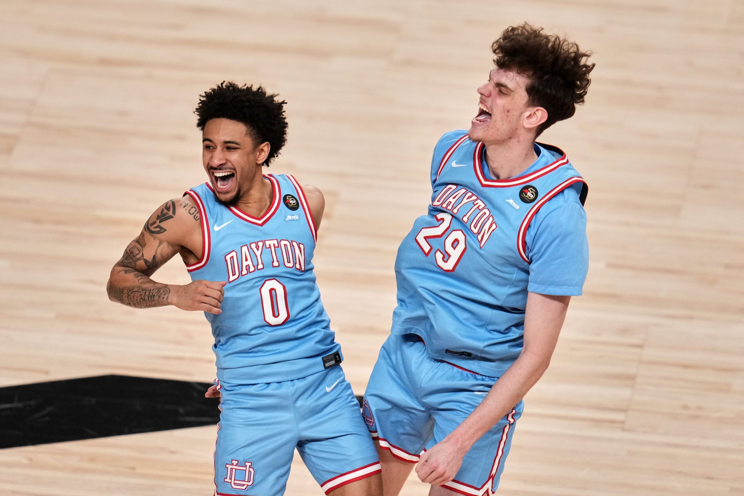 Dayton knocks off Saint Louis in A-10 tournament on late tip-in to cap off frenetic final 20 seconds