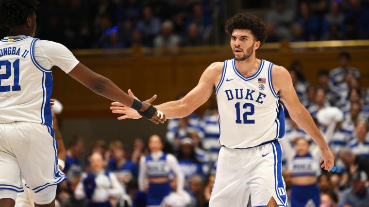 Duke on upset alert after sluggish first half vs. Siena in NCAA Tournament