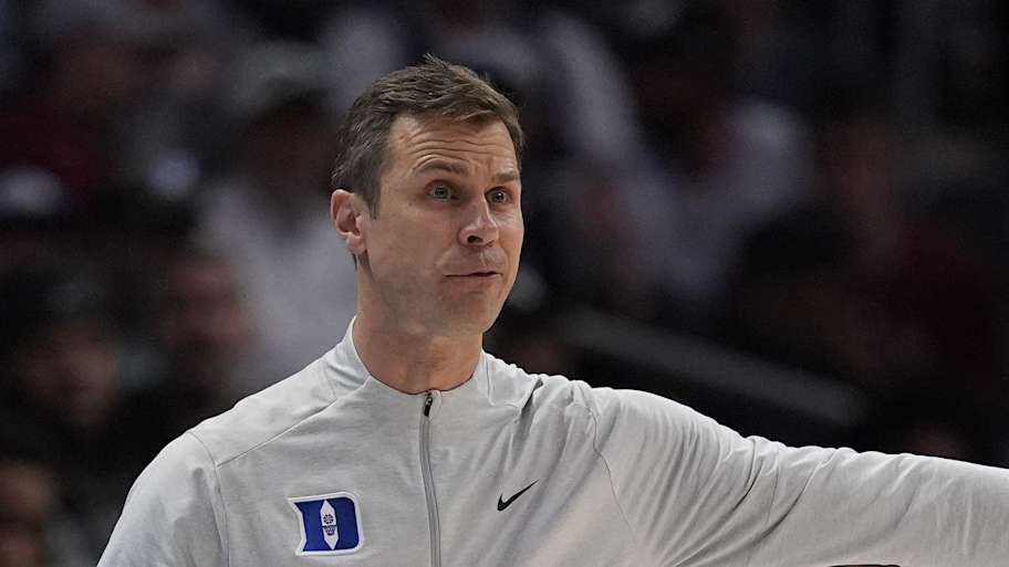 Duke's Boozer Following Father's Lead Heading Into Postseason